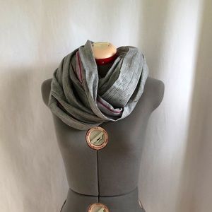 Lululemon Infinity scarf